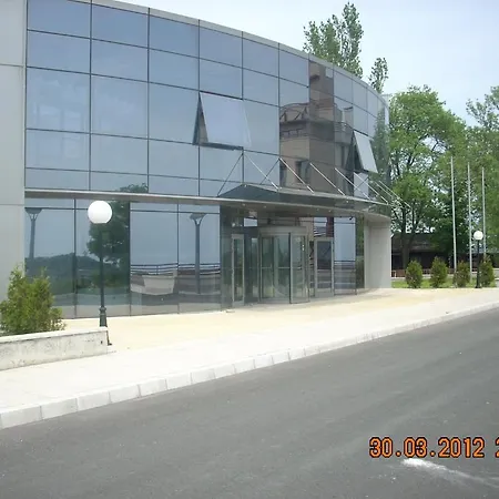 Tzarevo 3*