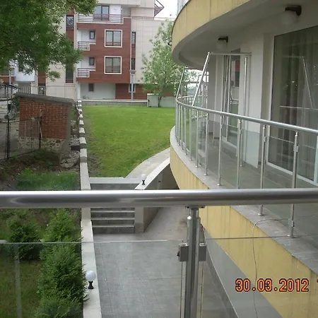Tzarevo 3*