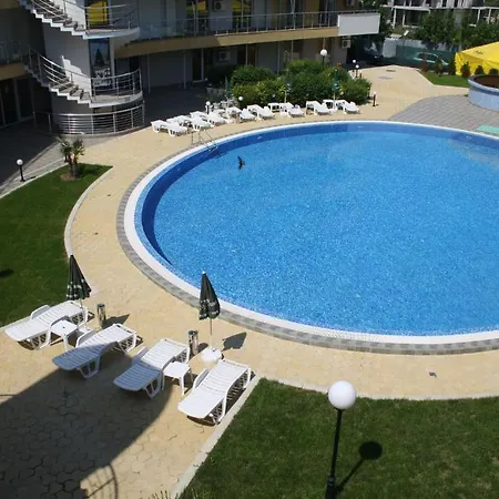 Tzarevo Apart-hotel 3*