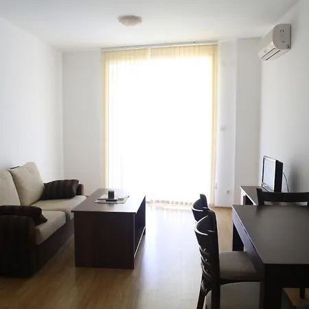 Tzarevo Apart-hotel 3*